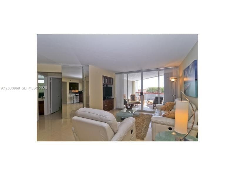 6767 Collins Ave 206 photo 3