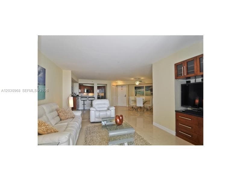 6767 Collins Ave 206 photo 4