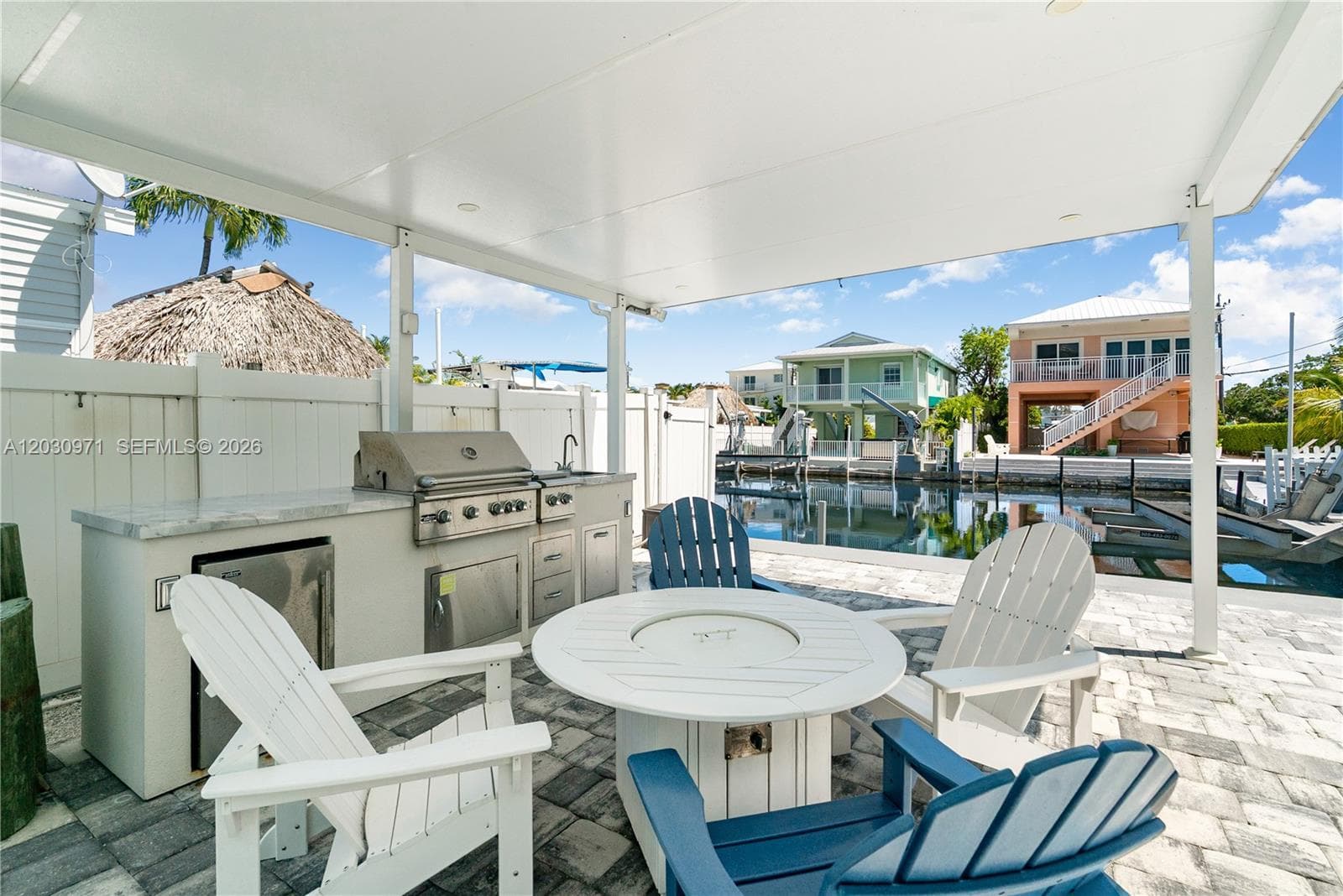 720 Boyd Dr photo 3