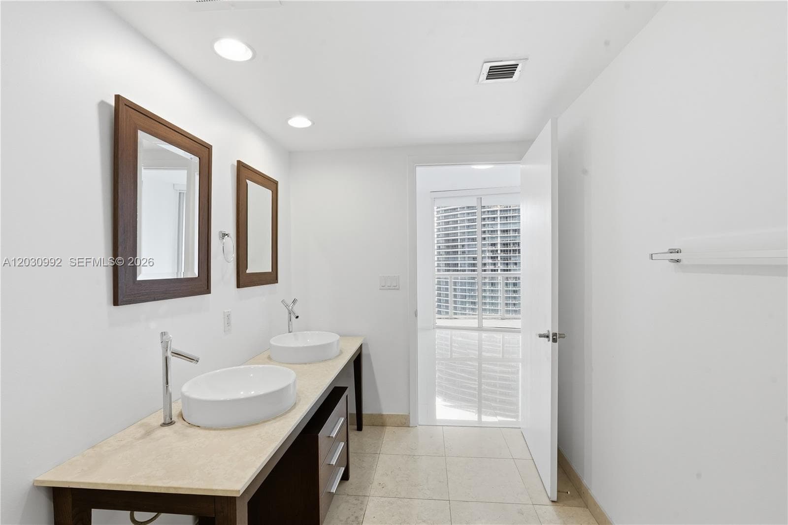 465 Brickell Ave 3202 photo 12