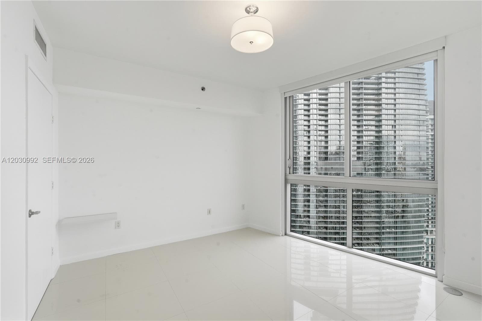 465 Brickell Ave 3202 photo 14