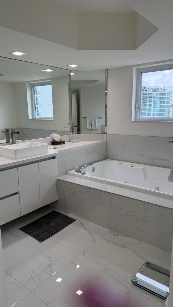 16425 Collins Avenue 2514 photo 12