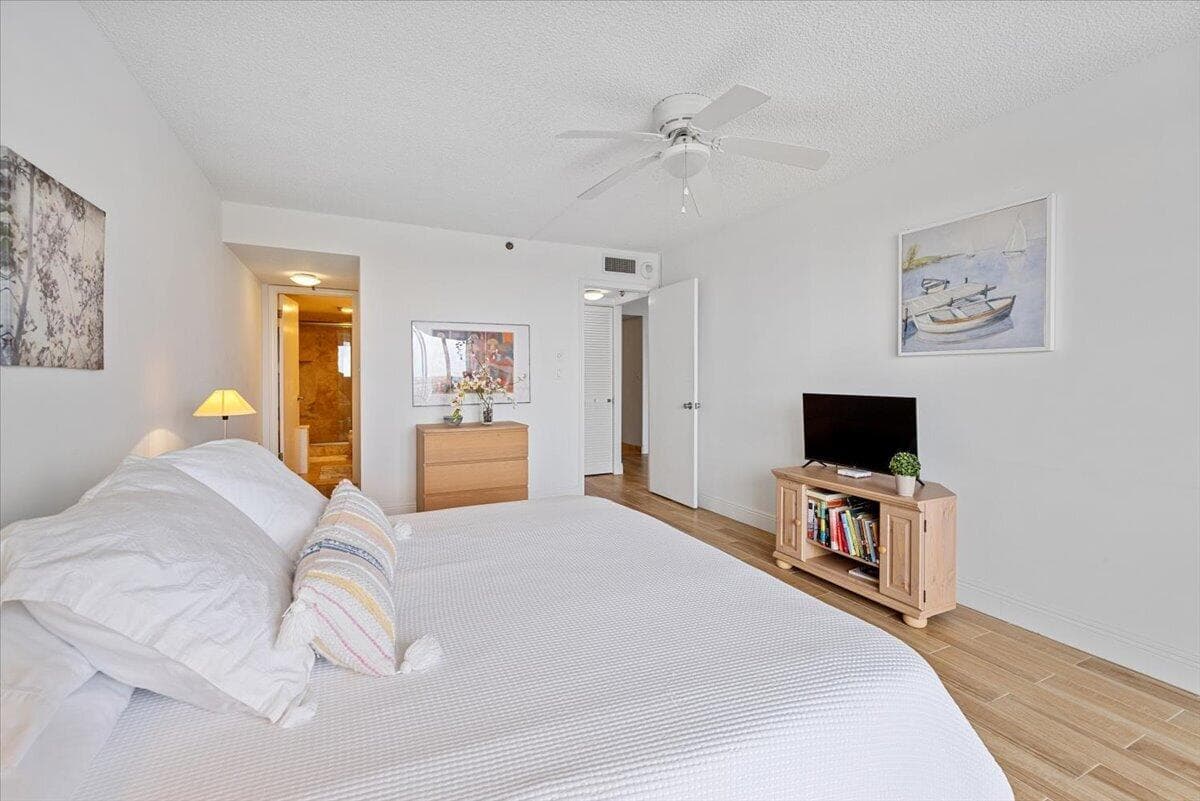 3912 S Ocean Boulevard 1211 photo 9