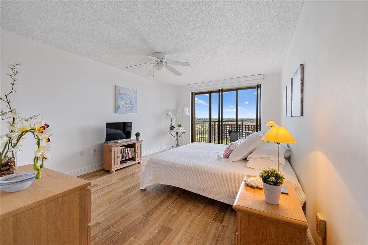 3912 S Ocean Boulevard 1211 photo 8