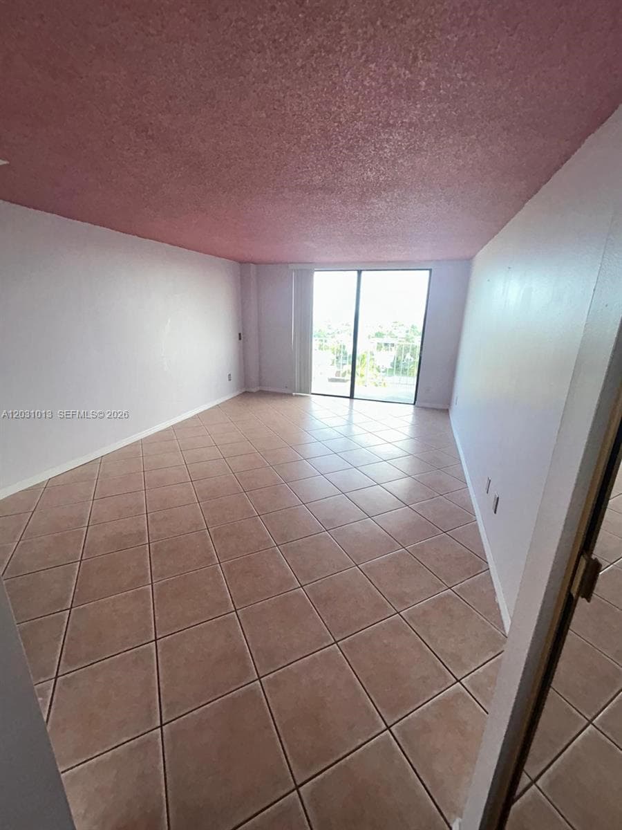 2350 NE 135th St 706 photo 13