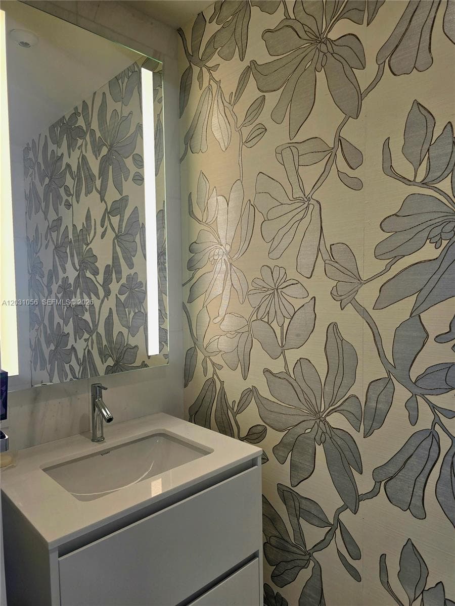 300 Biscayne Blvd Way 2408W photo 6