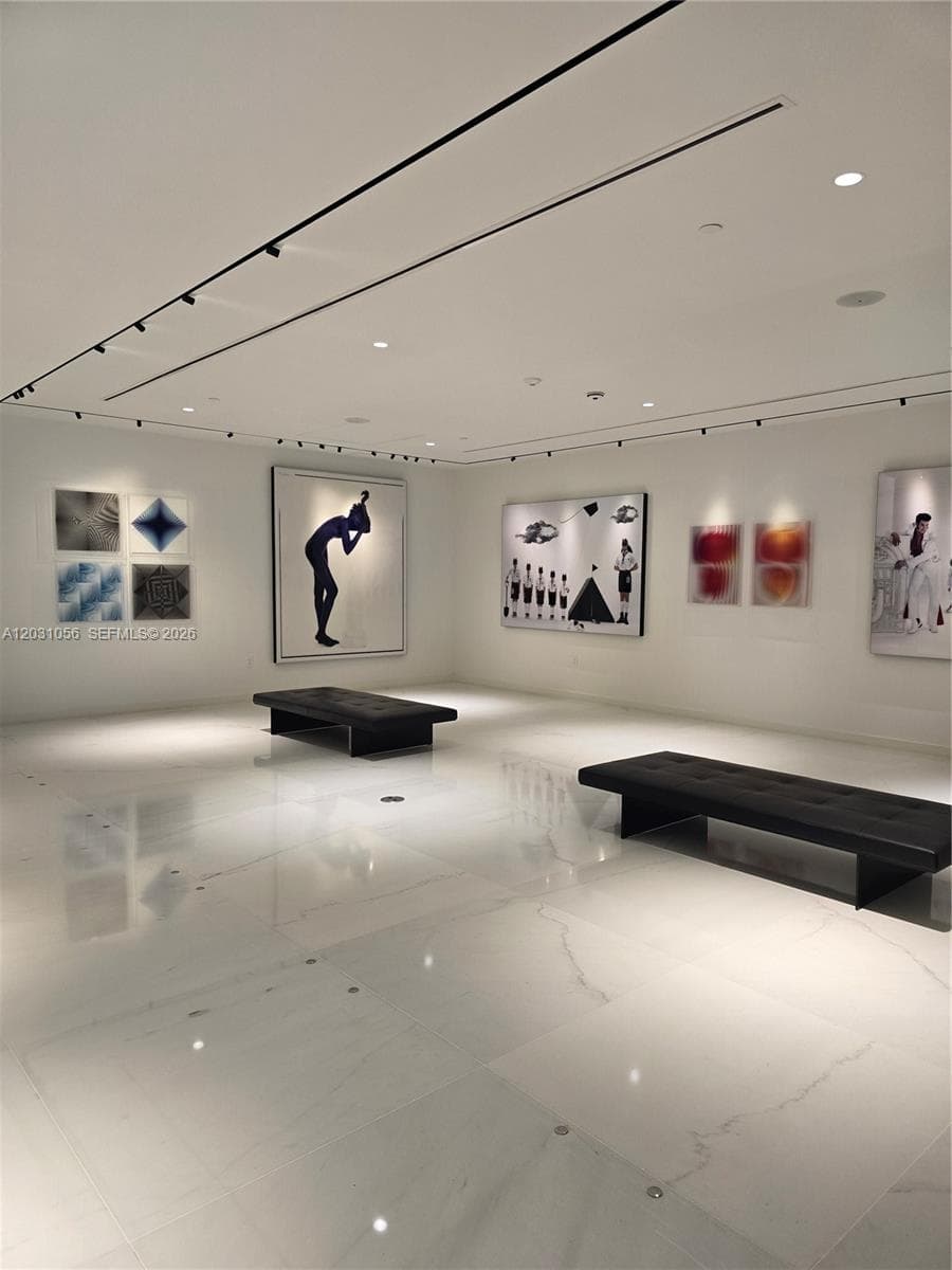 300 Biscayne Blvd Way 2408W photo 15