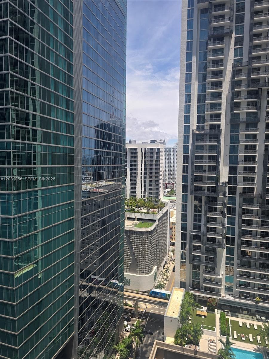 300 Biscayne Blvd Way 2408W photo 11