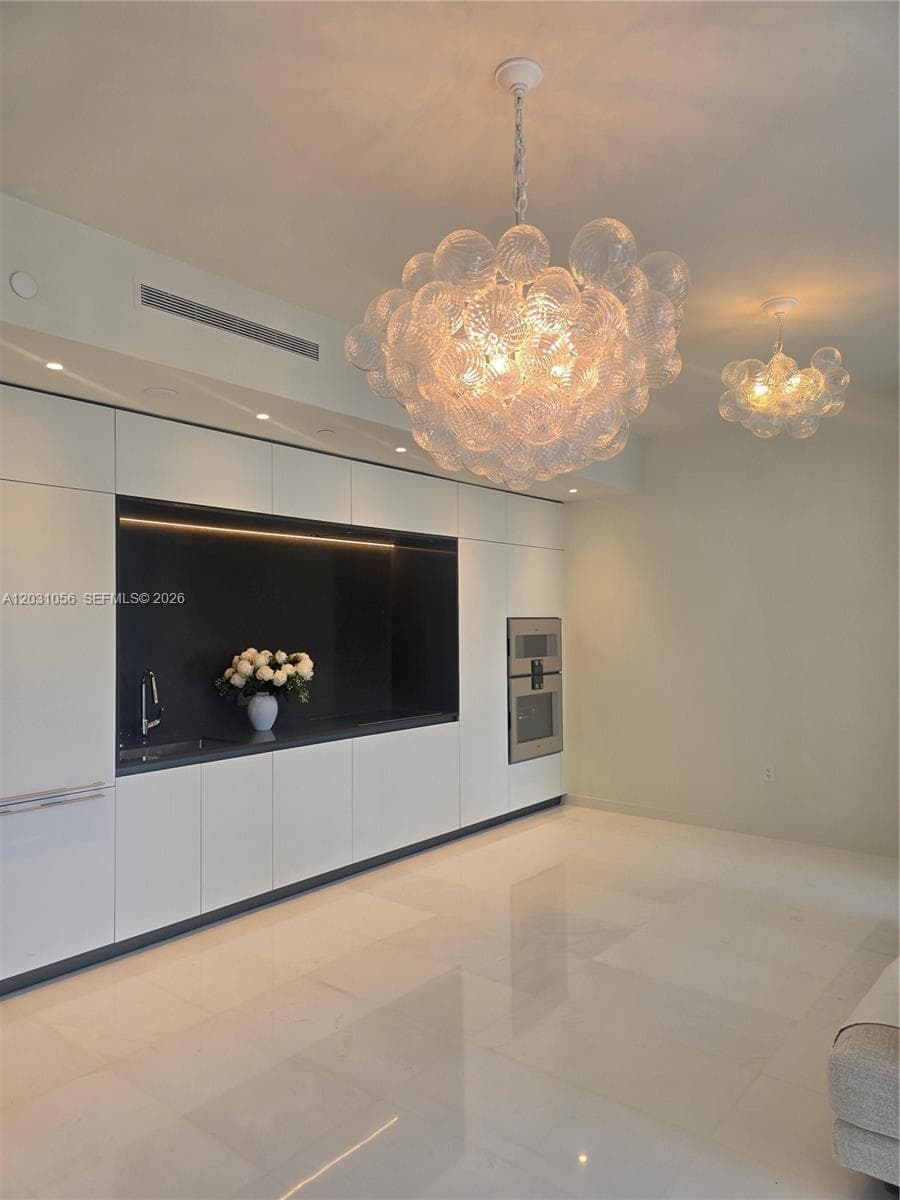 300 Biscayne Blvd Way 2408W photo 4