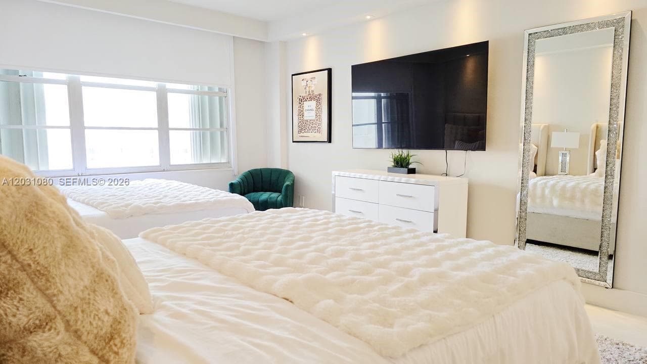 5151 Collins Ave 726 photo 12