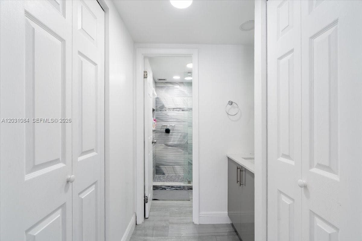 600 Three Islands Blvd 1413 photo 13
