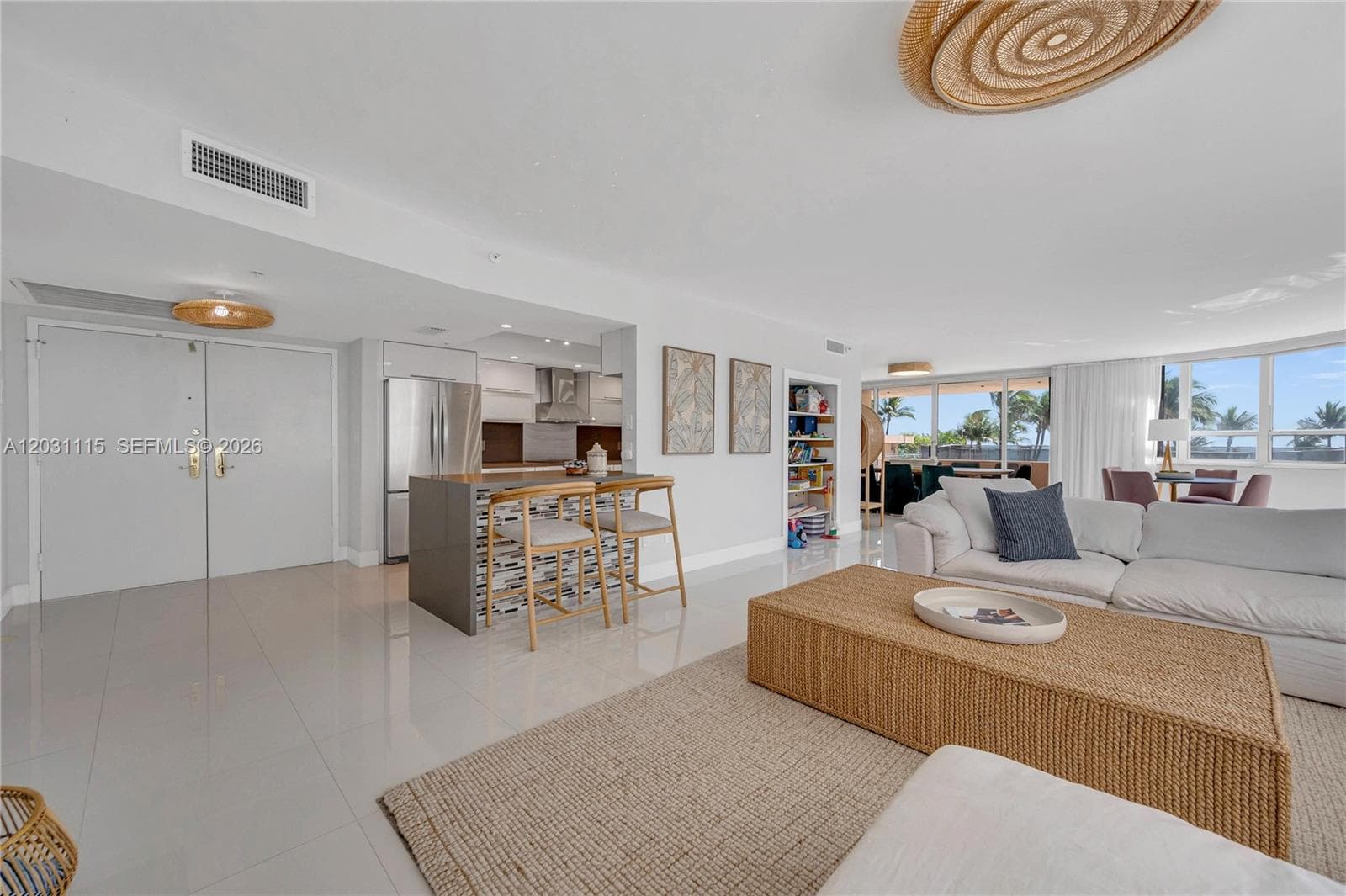 10175 Collins Ave 102 photo 3