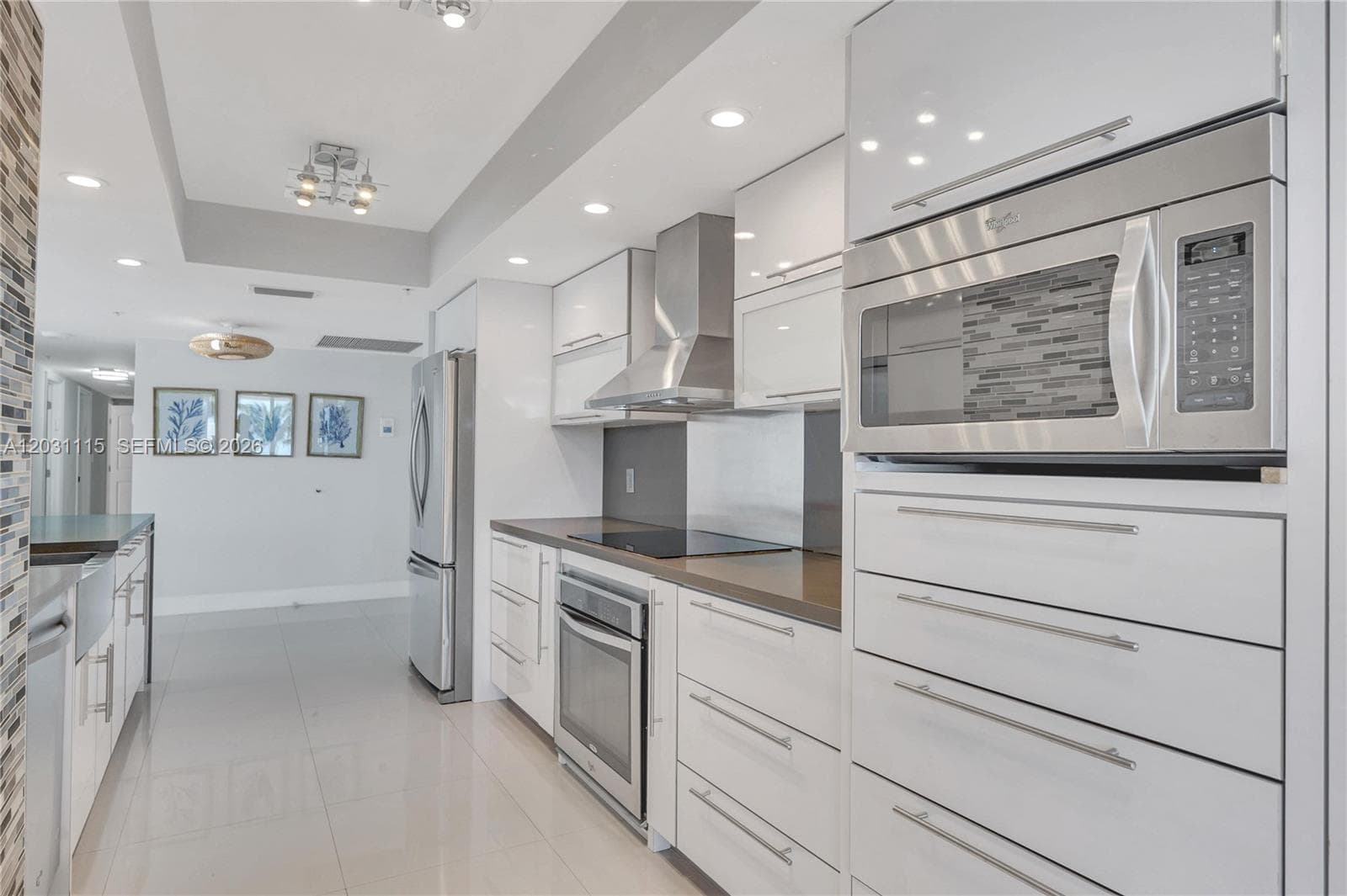10175 Collins Ave 102 photo 8