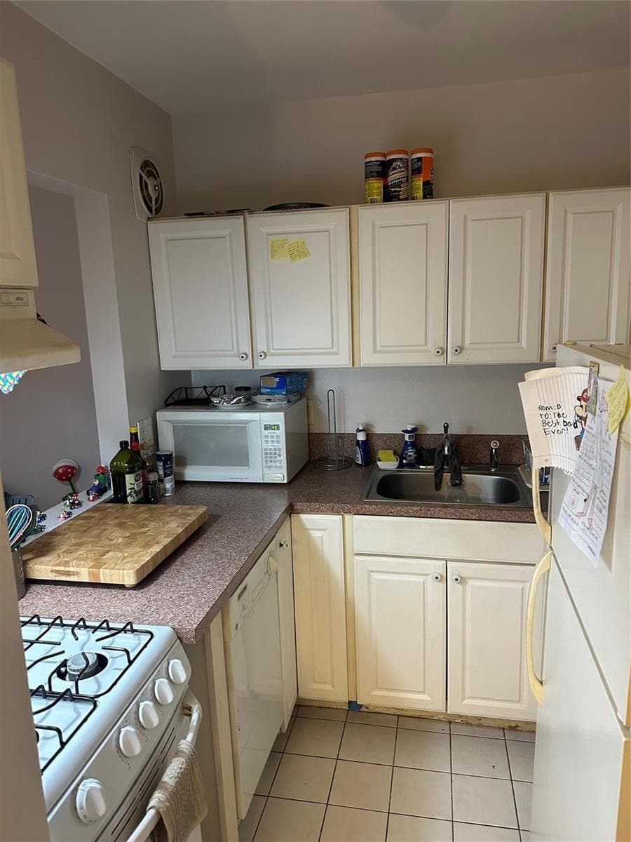 301 E Mcnab Road E 106 photo 21