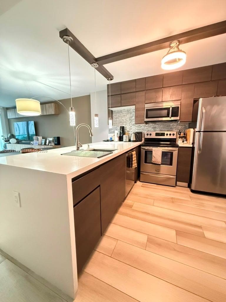 100 Bayview Dr 912 photo 7