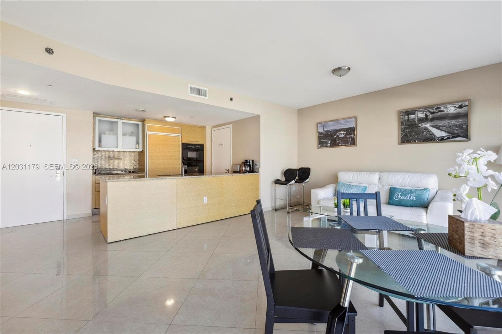 1830 S Ocean Dr 907 photo 6