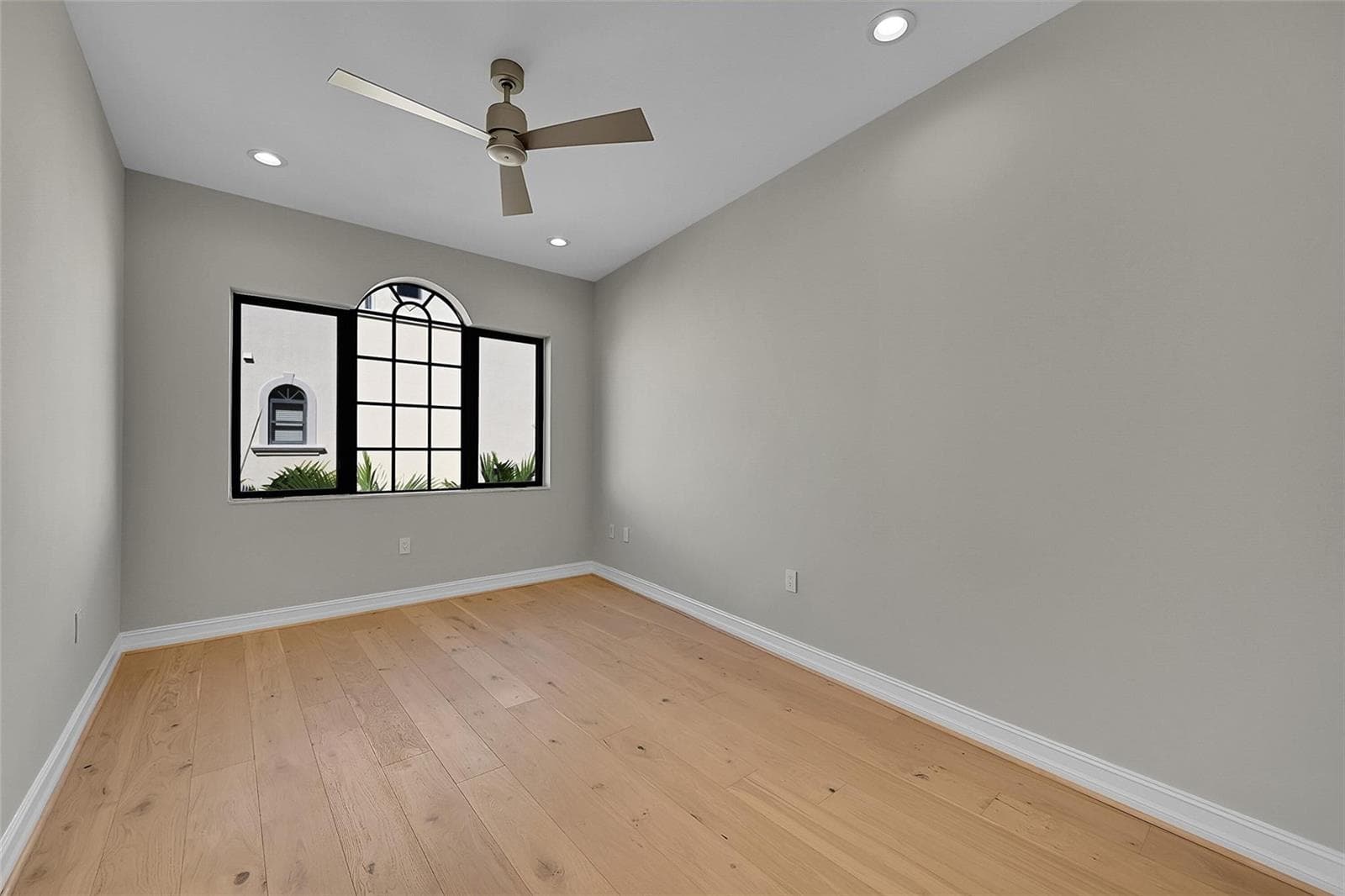 2254 SE 7th Street photo 23