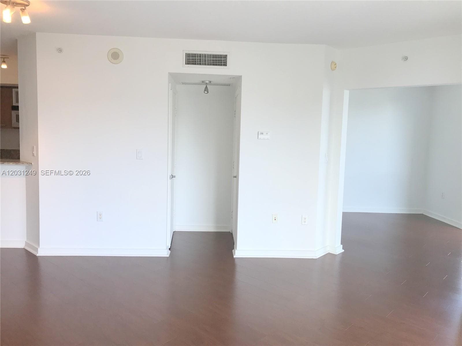 9055 SW 73rd Ct 1604 photo 7