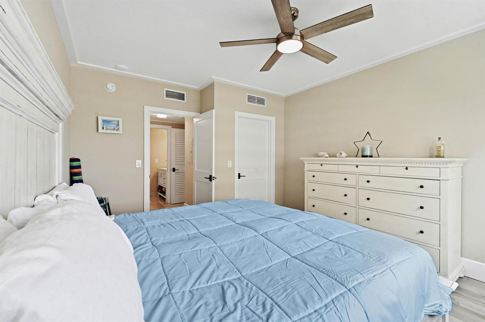 625 Casa Loma Boulevard 909 photo 23