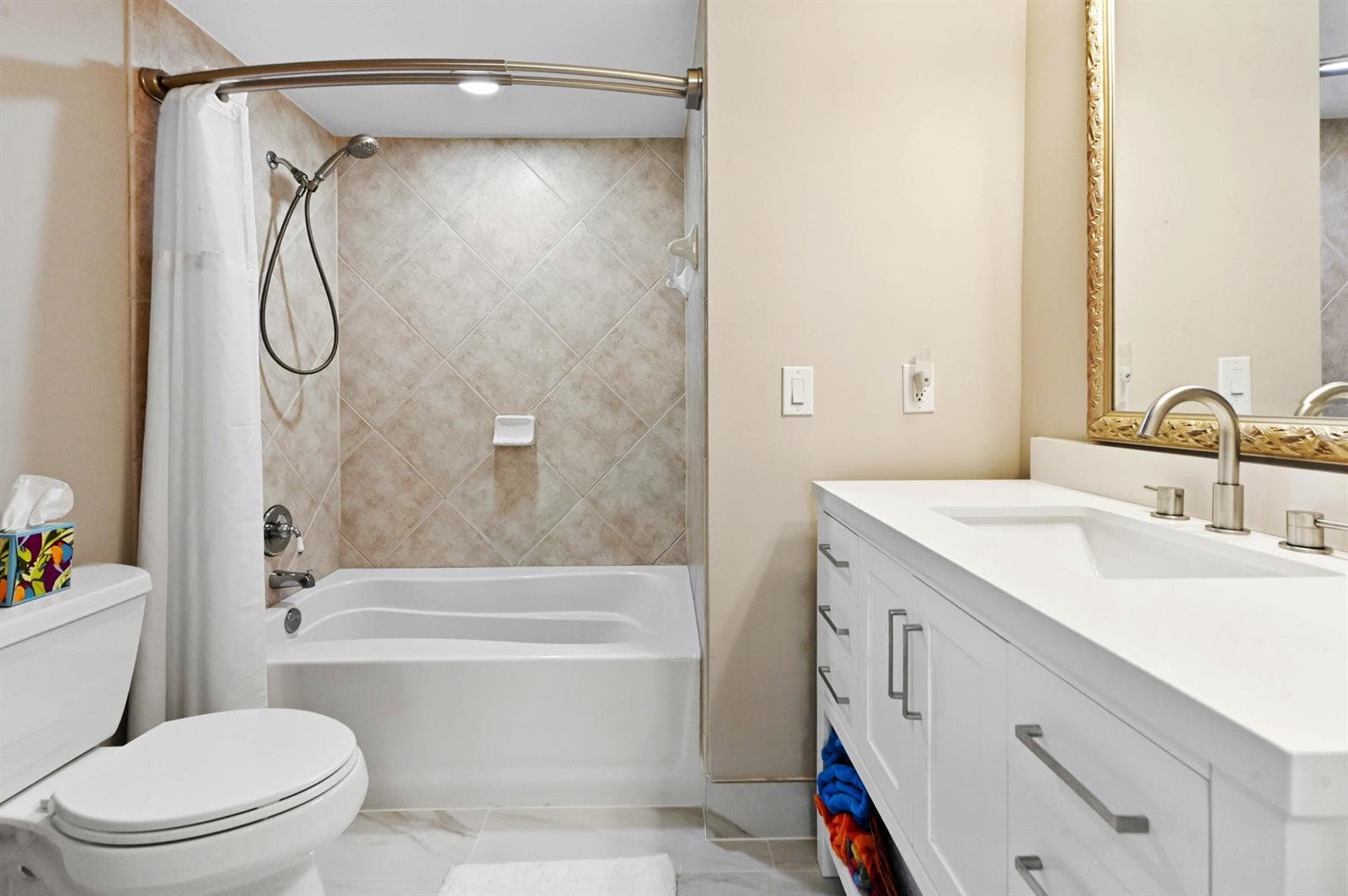 625 Casa Loma Boulevard 909 photo 24
