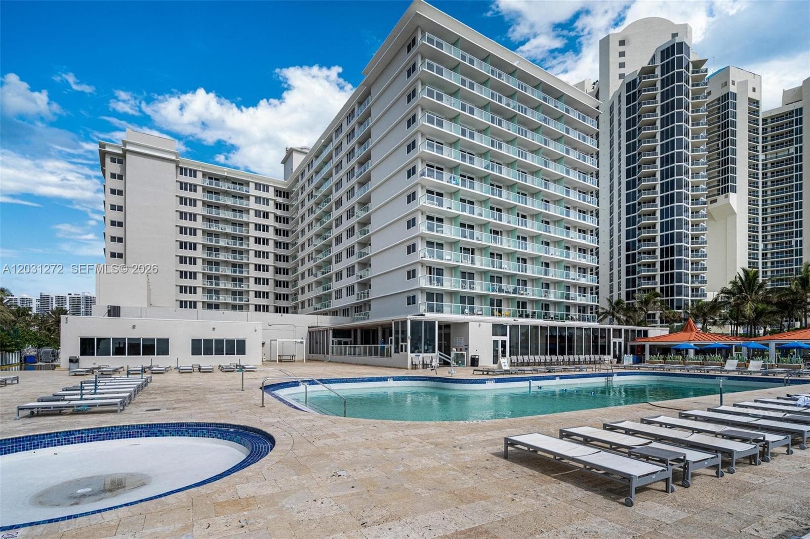 19201 Collins Ave 104 photo 1