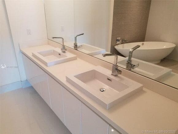 330 Sunny Isles Boulevard 5-703 photo 7