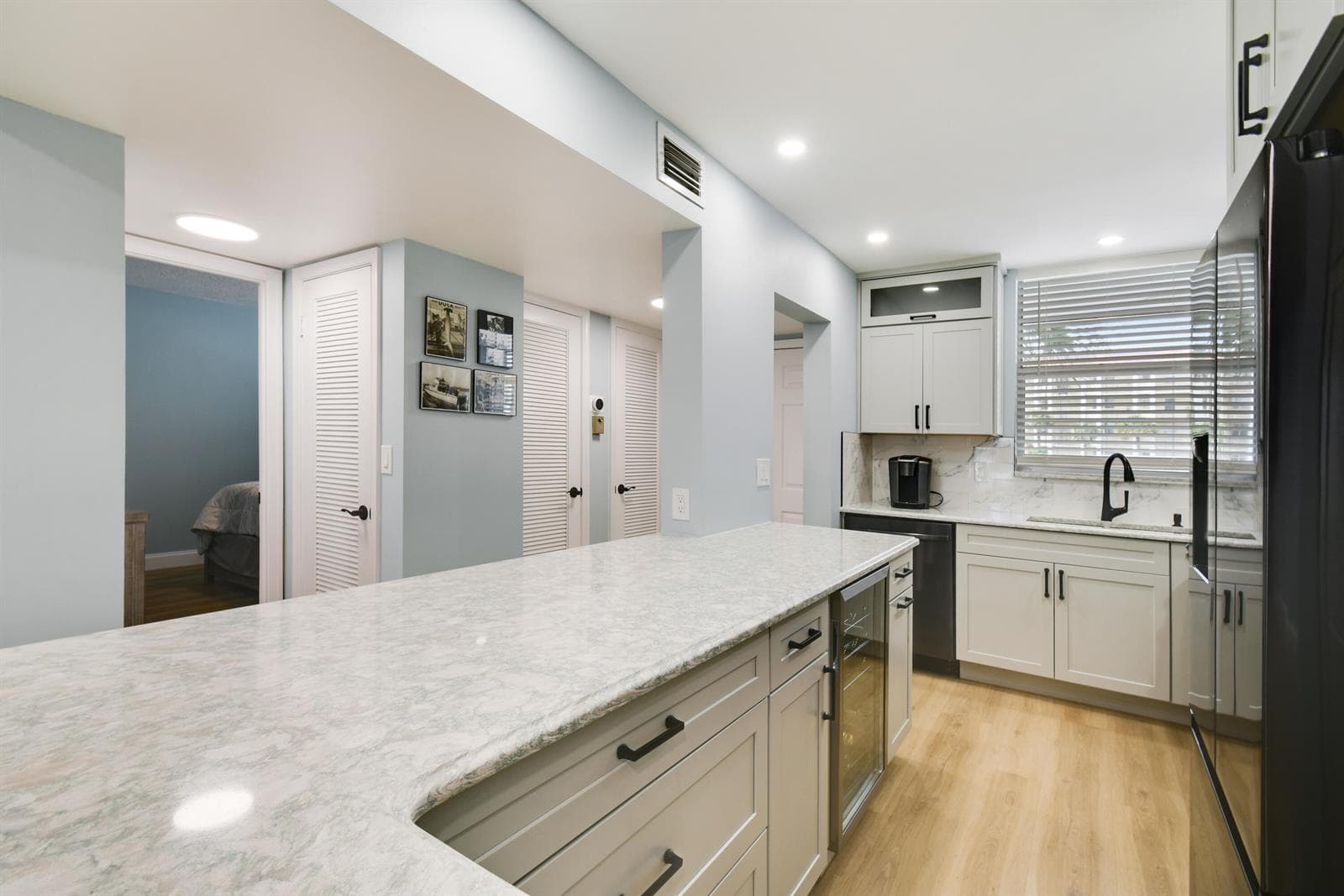 100 Paradise Harbour Boulevard 211 photo 5