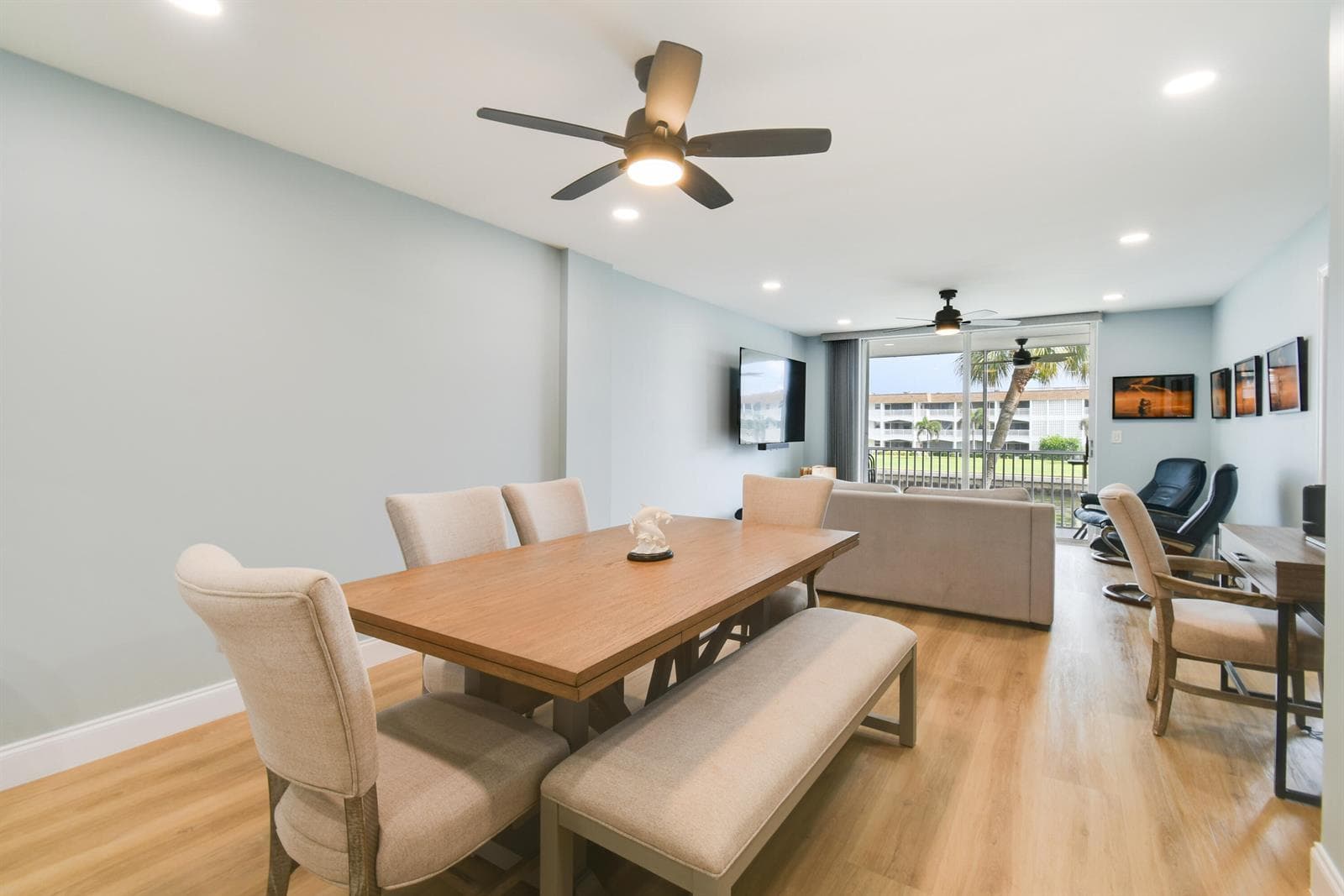 100 Paradise Harbour Boulevard 211 photo 9