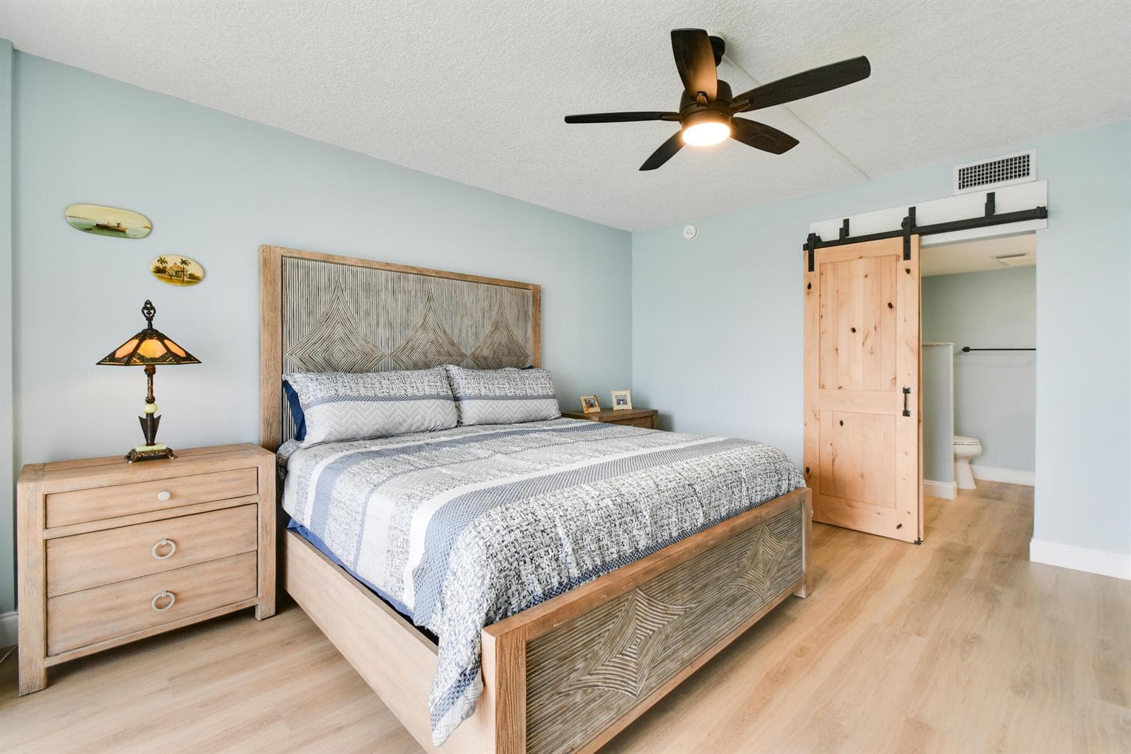 100 Paradise Harbour Boulevard 211 photo 15