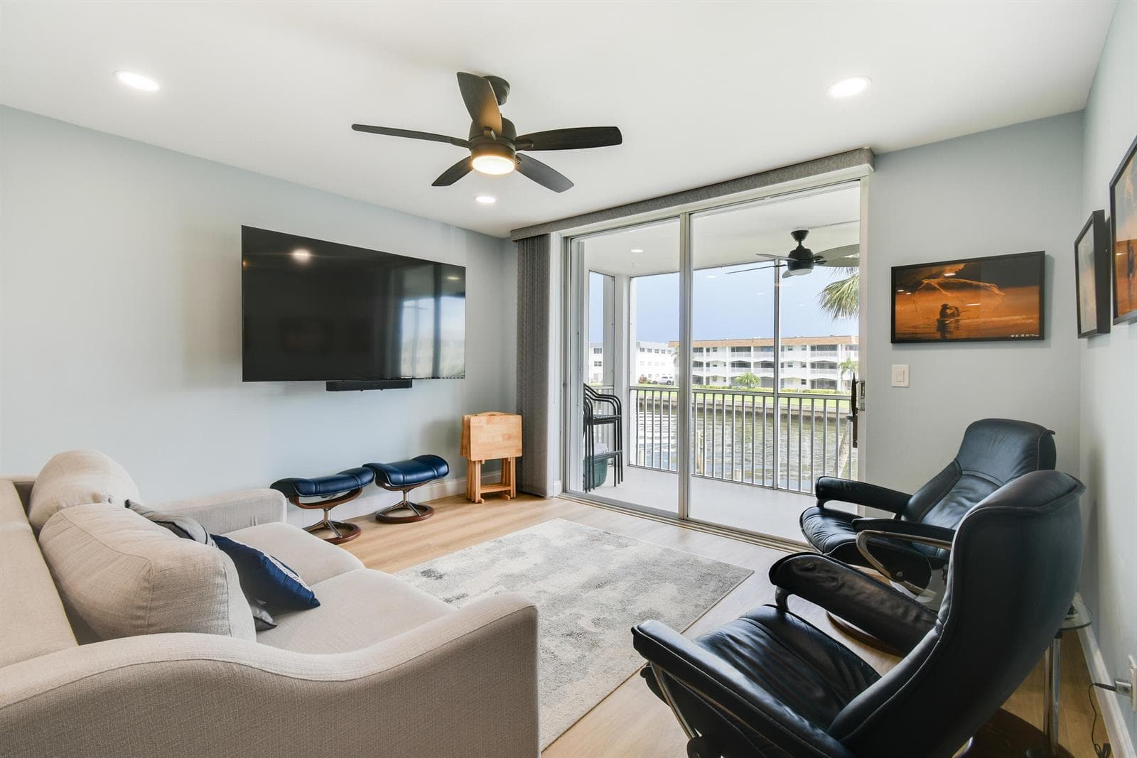 100 Paradise Harbour Boulevard 211 photo 11