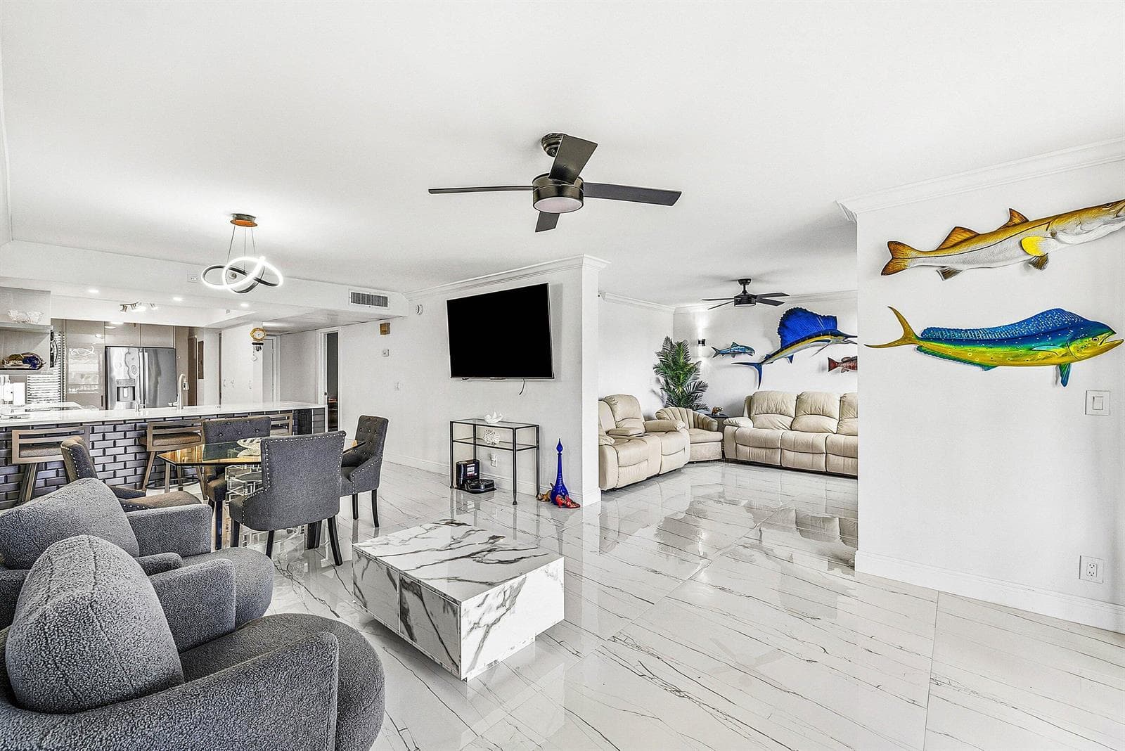 18 Royal Palm Way Way 109 photo 16