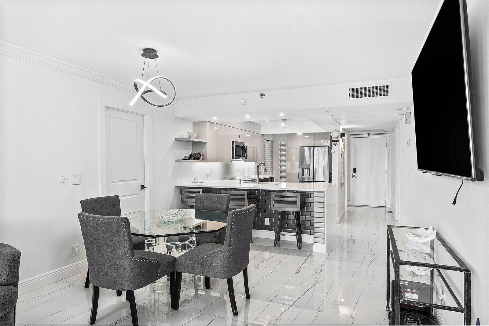 18 Royal Palm Way Way 109 photo 18
