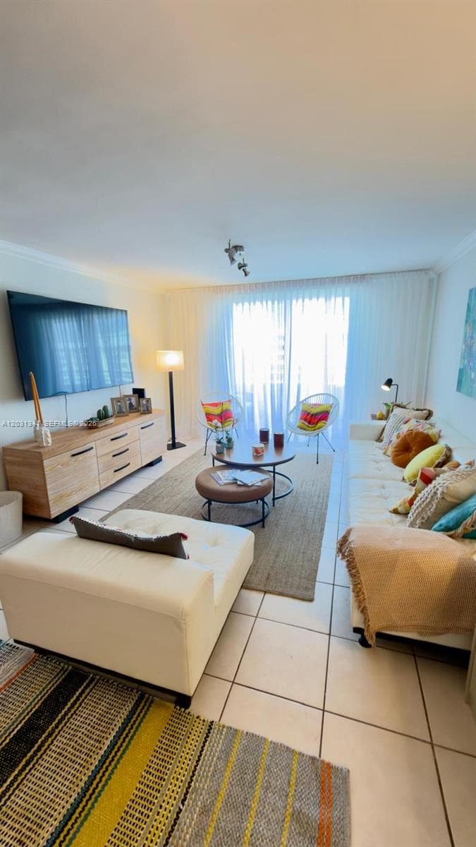 5555 Collins Ave 16W photo 2