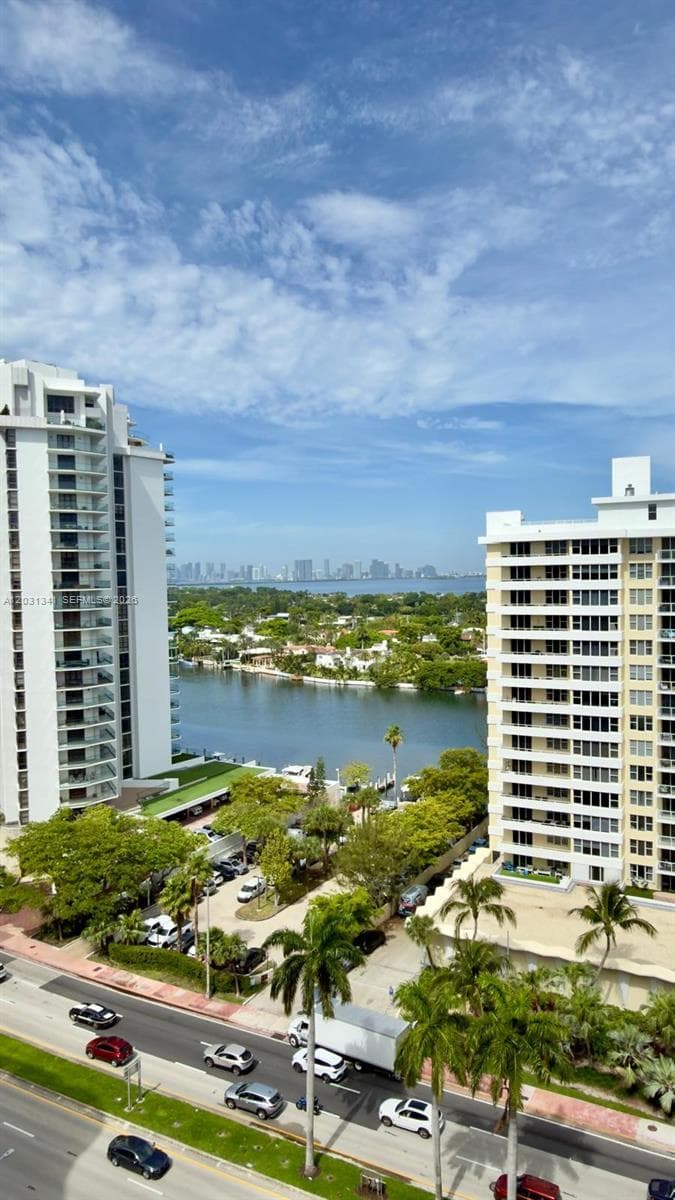 5555 Collins Ave 16W photo 13