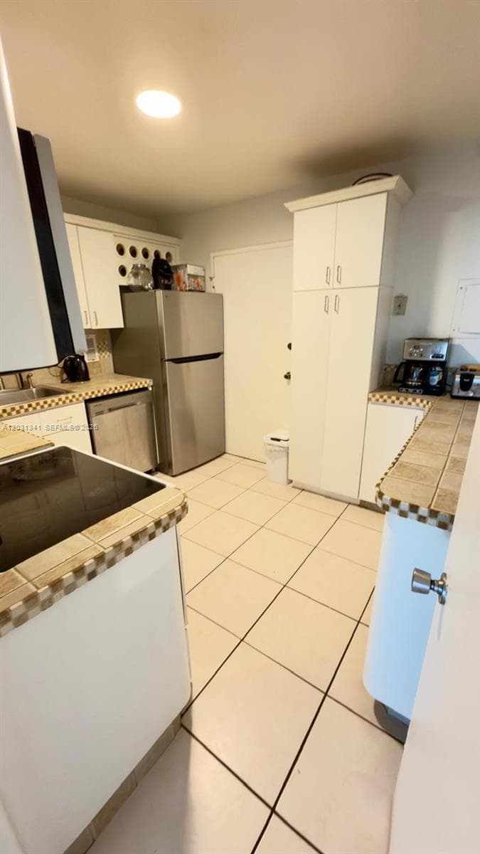 5555 Collins Ave 16W photo 5