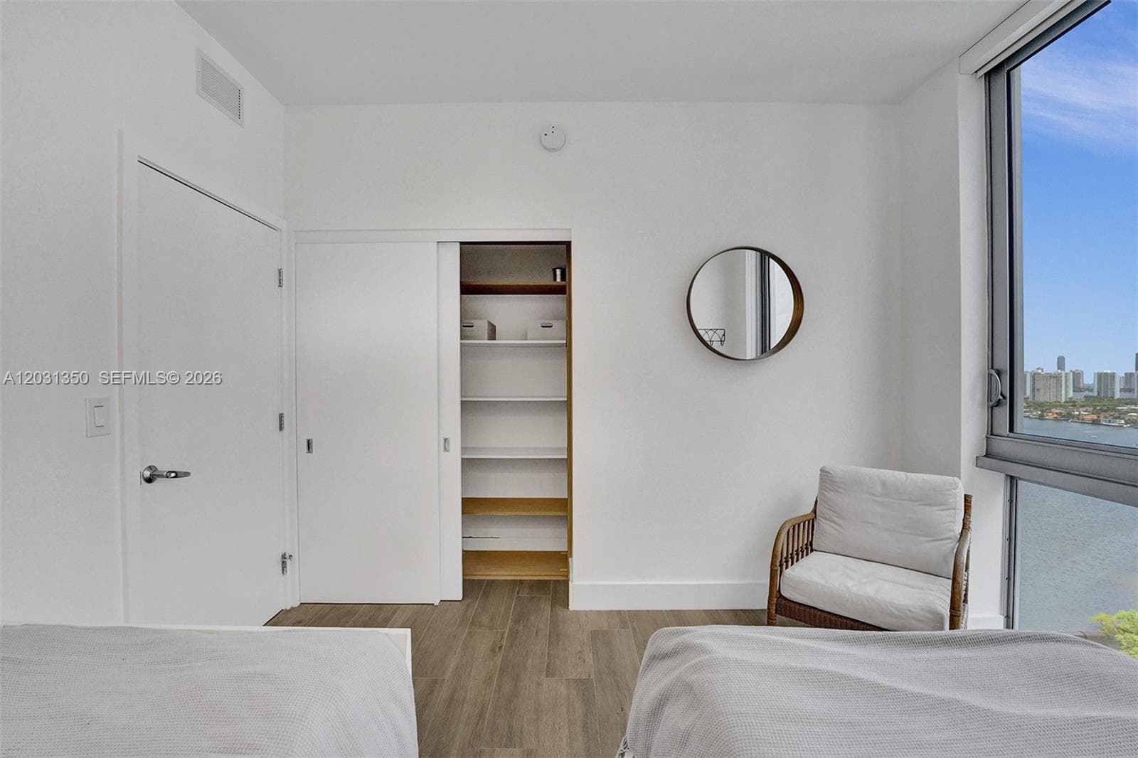 16385 Biscayne Blvd 3107 photo 24
