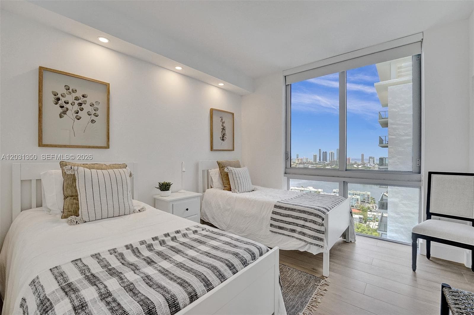 16385 Biscayne Blvd 3107 photo 18
