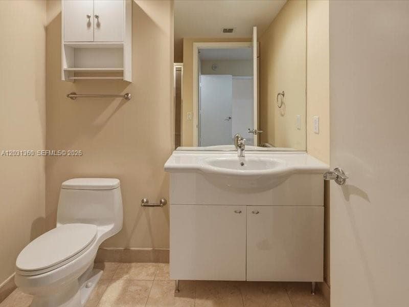 1800 S Ocean Dr 3101 photo 13