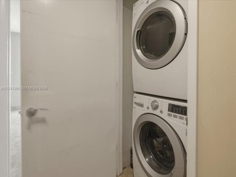 1800 S Ocean Dr 3101 photo 17