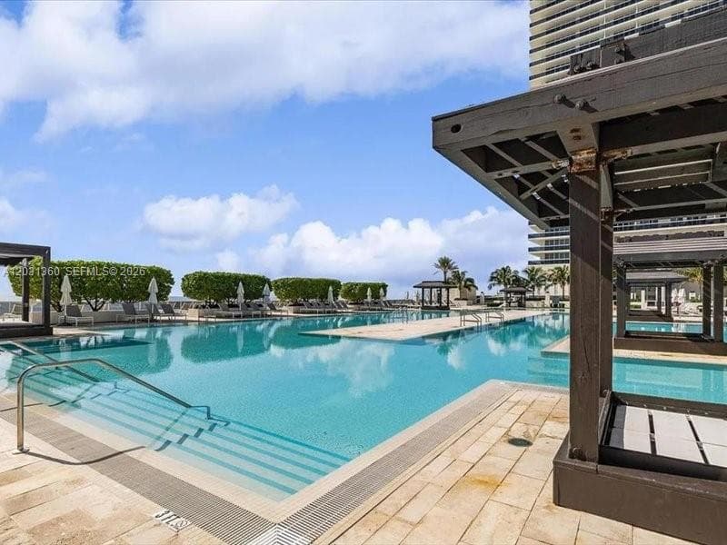 1800 S Ocean Dr 3101 photo 3