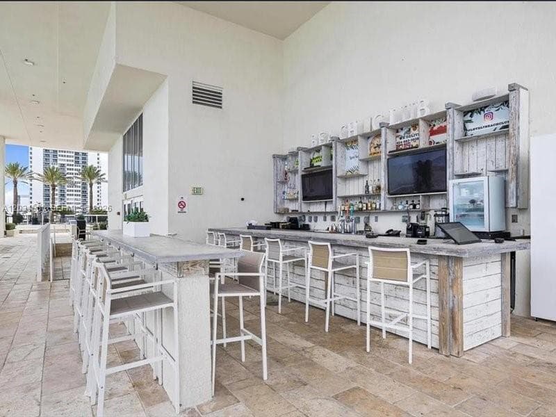 1800 S Ocean Dr 3101 photo 5