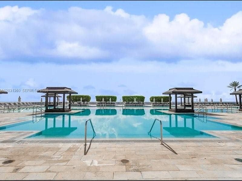 1800 S Ocean Dr 3101 photo 4