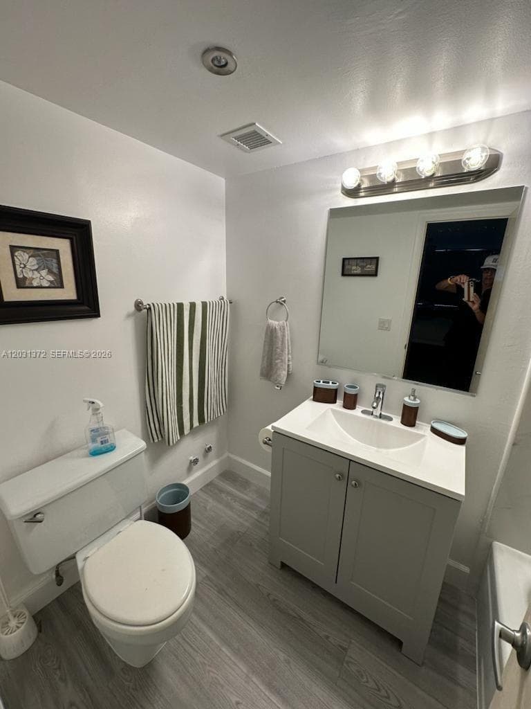 2851 NE 183 St 1014E photo 12
