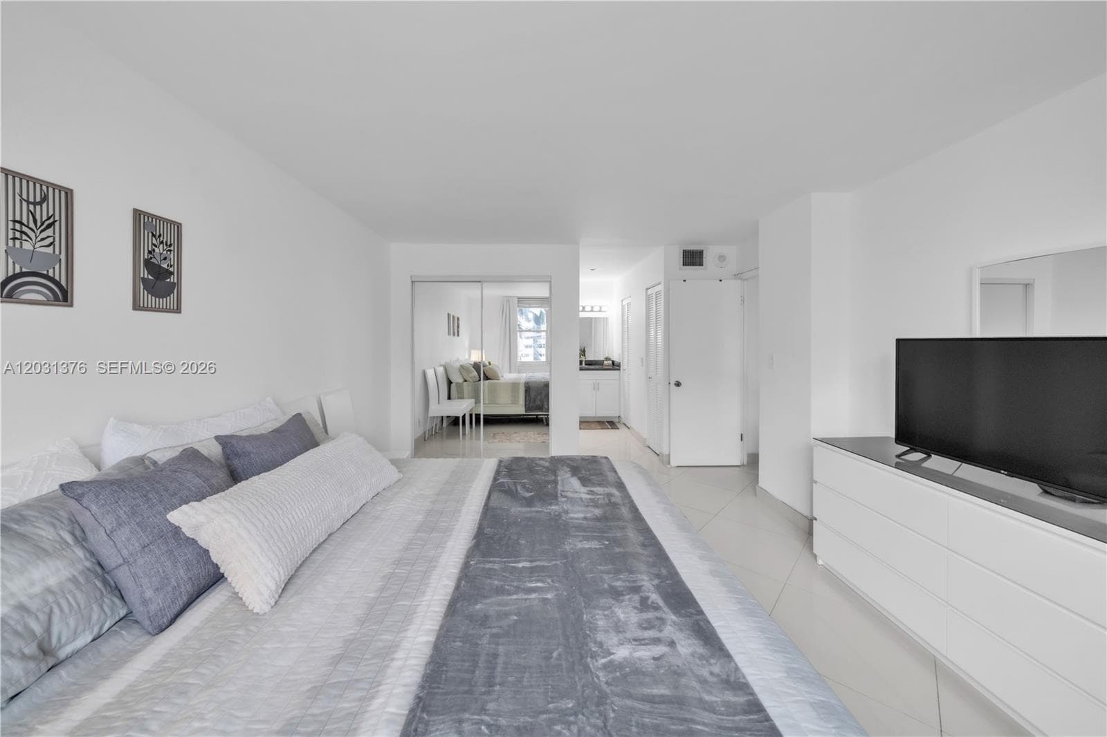 2101 S Ocean Dr 204 photo 24
