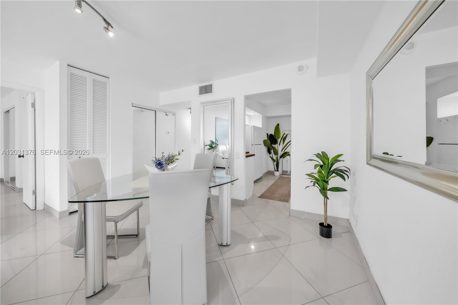 2101 S Ocean Dr 204 photo 10