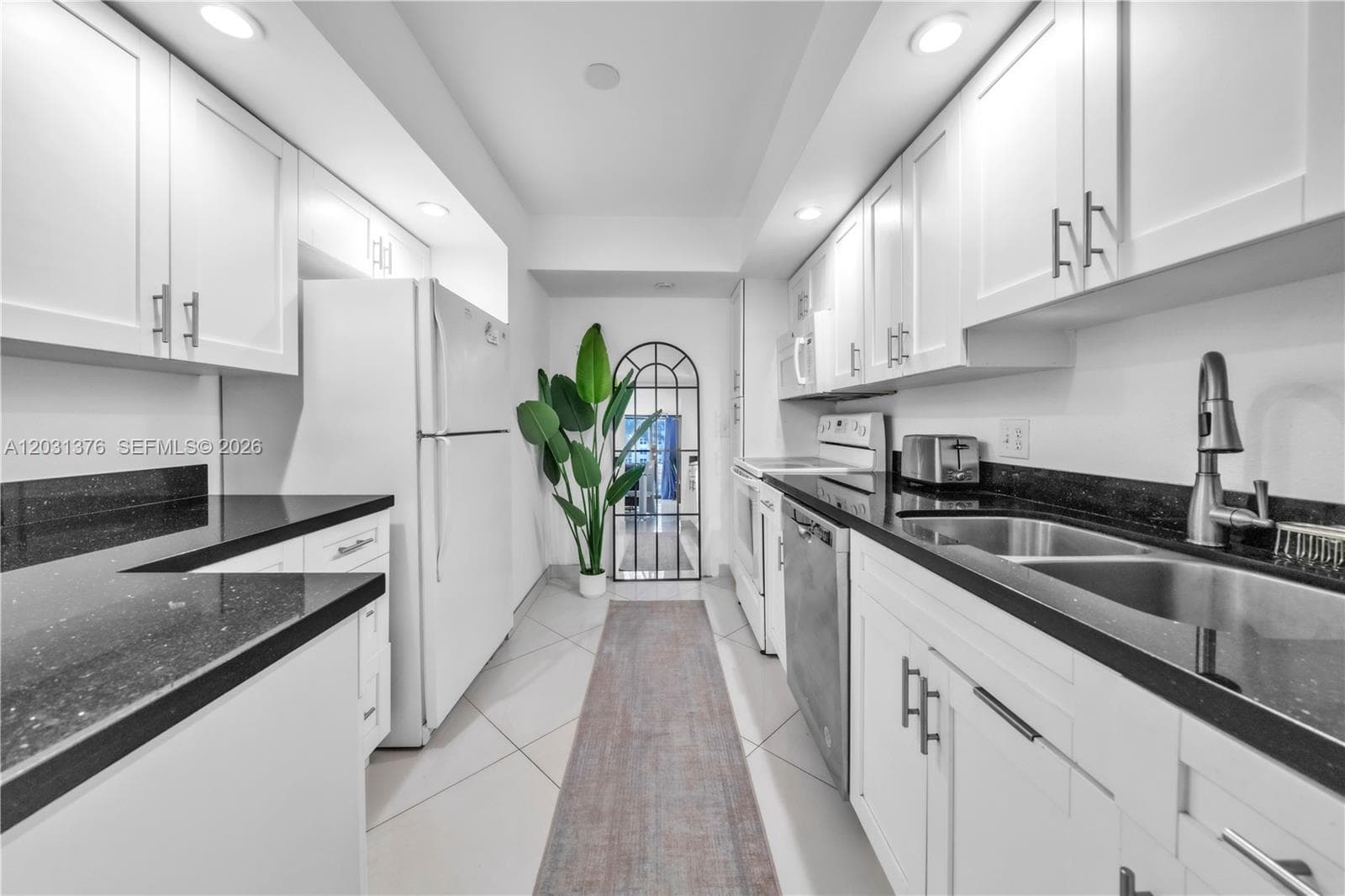2101 S Ocean Dr 204 photo 15