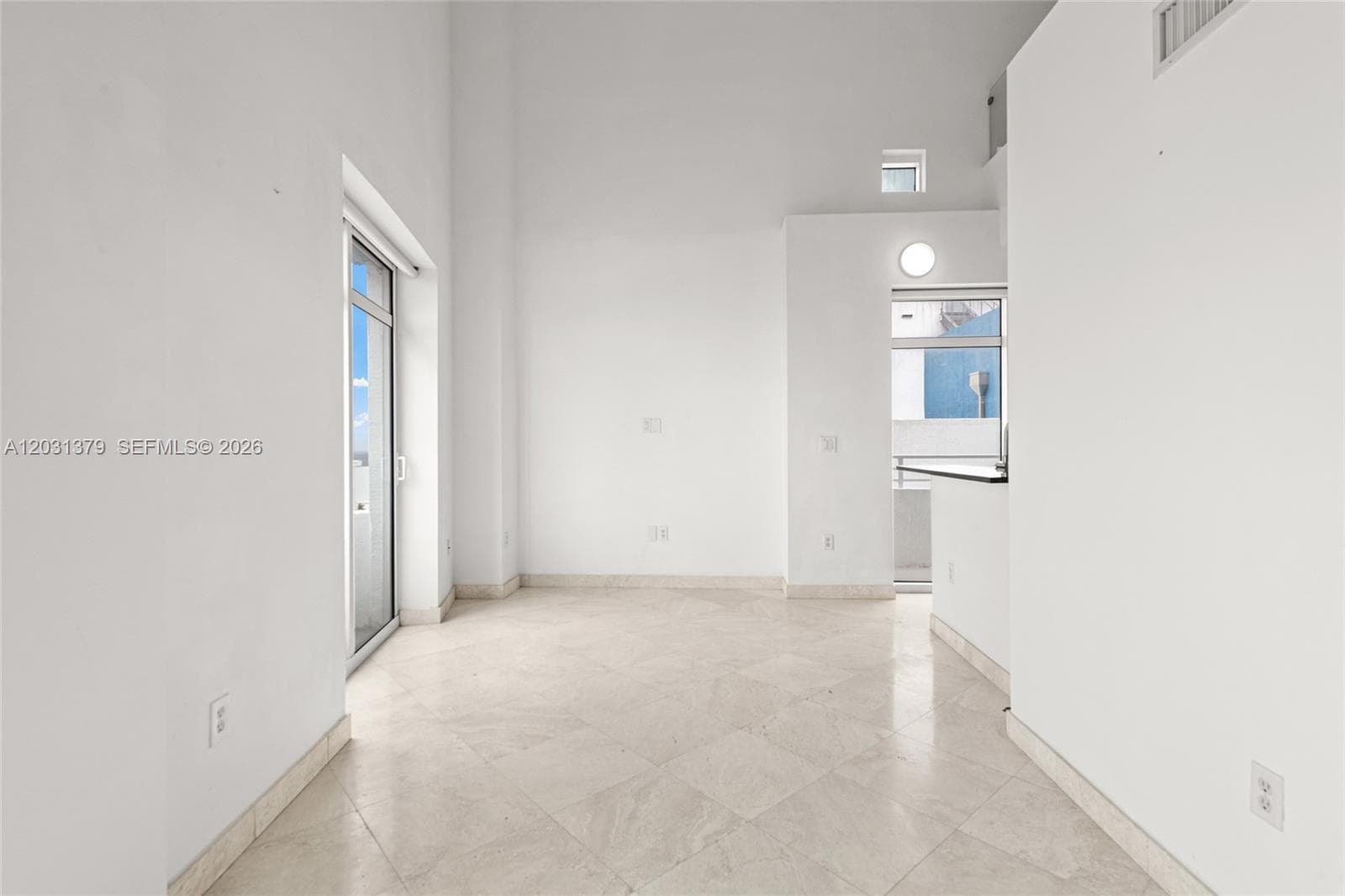 7600 Collins Ave 1210 photo 13
