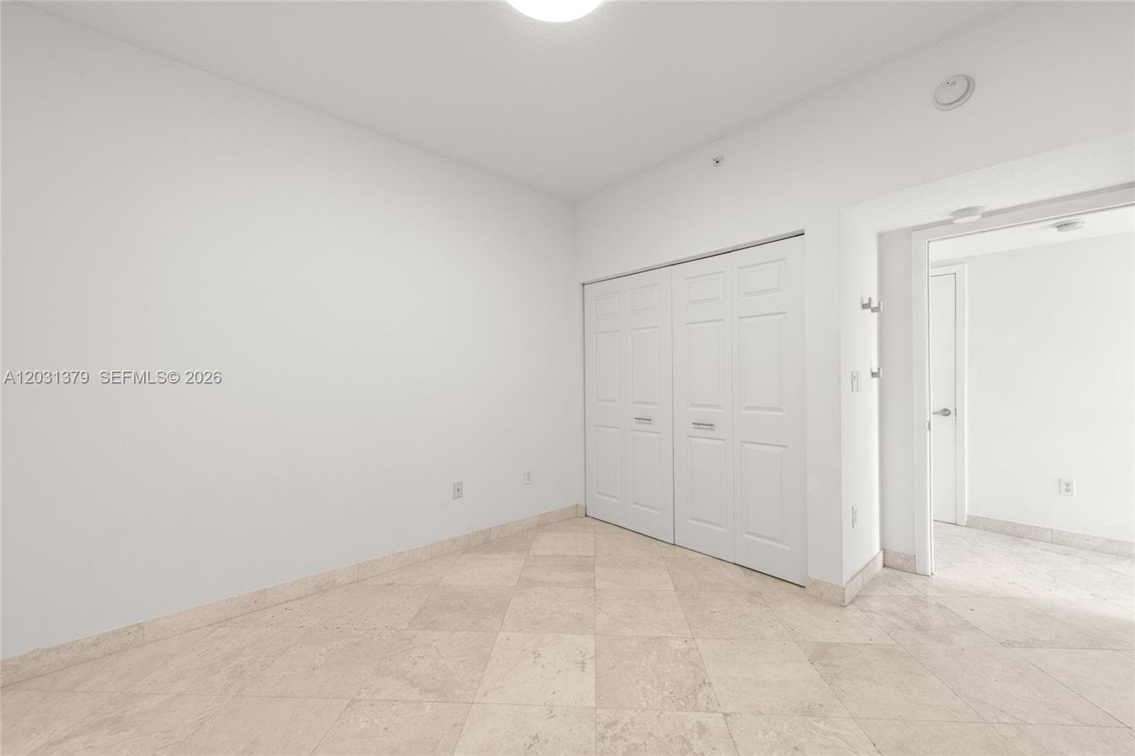 7600 Collins Ave 1210 photo 17