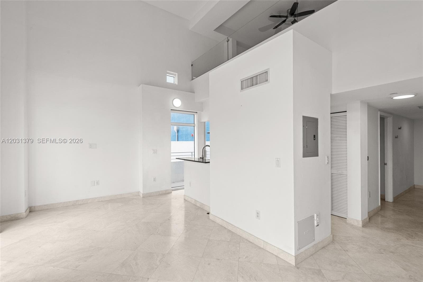 7600 Collins Ave 1210 photo 12