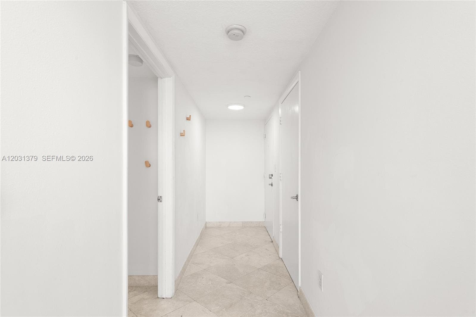 7600 Collins Ave 1210 photo 5